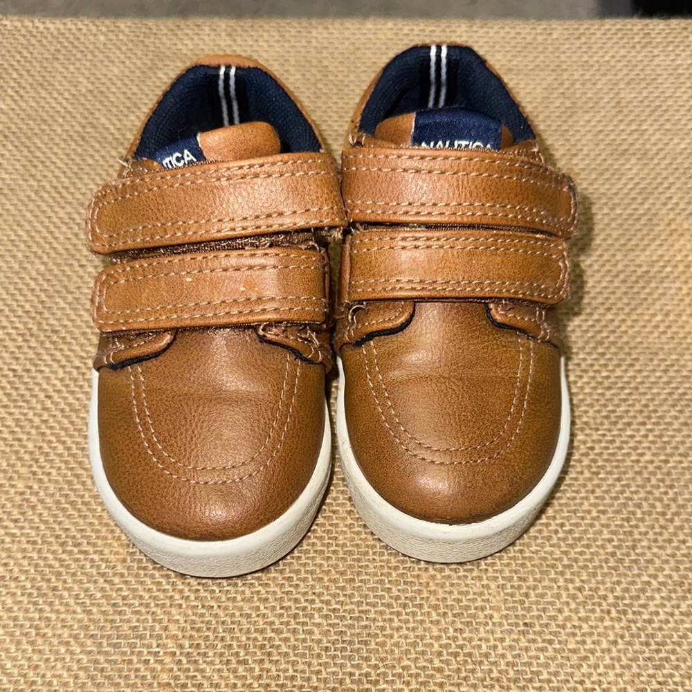 Nautica Kids Brown Velcro Shoes